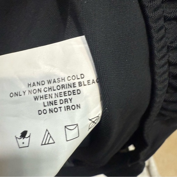 MIRACLE SUIT Dream Shaper Blue Patterned Women's One Piece Swimsuit Size 14 NWT - Picture 8 of 9